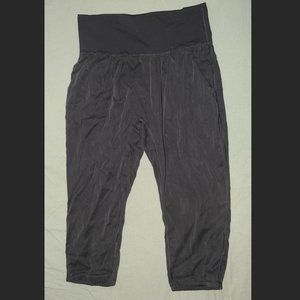 Lululemon Crop Relaxed Pants